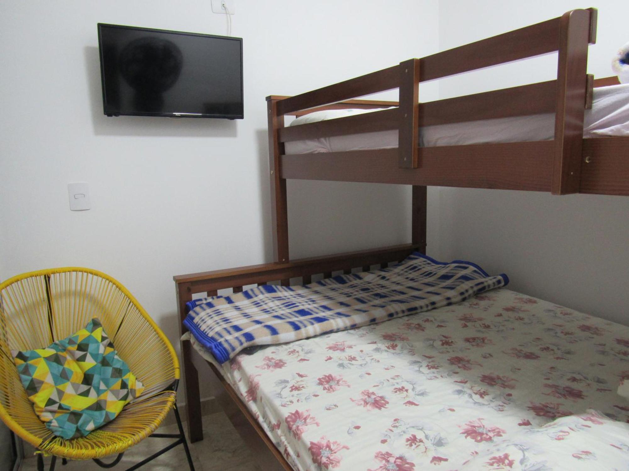 Vitoria Hostel Guarulhos Esterno foto