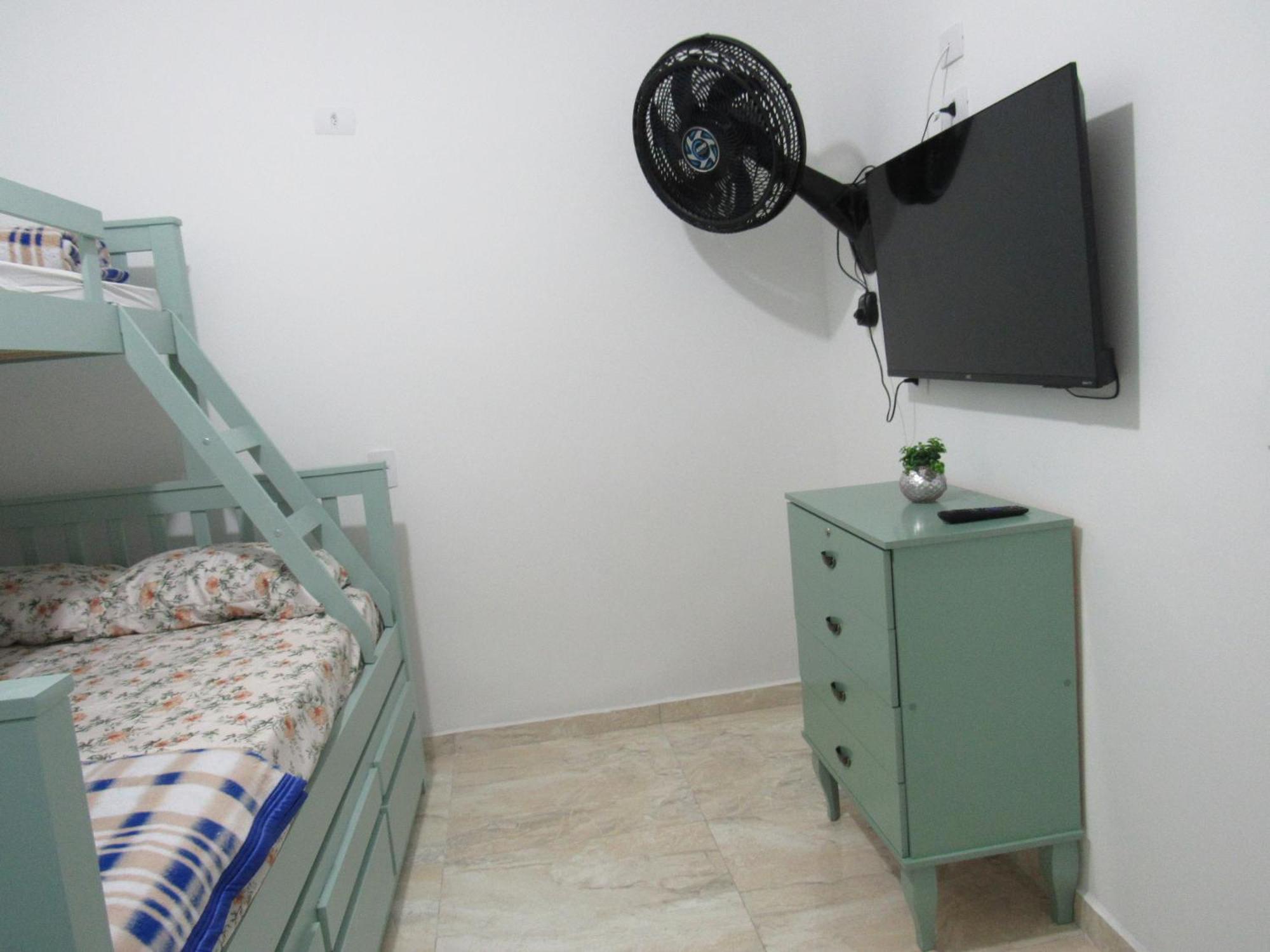 Vitoria Hostel Guarulhos Esterno foto